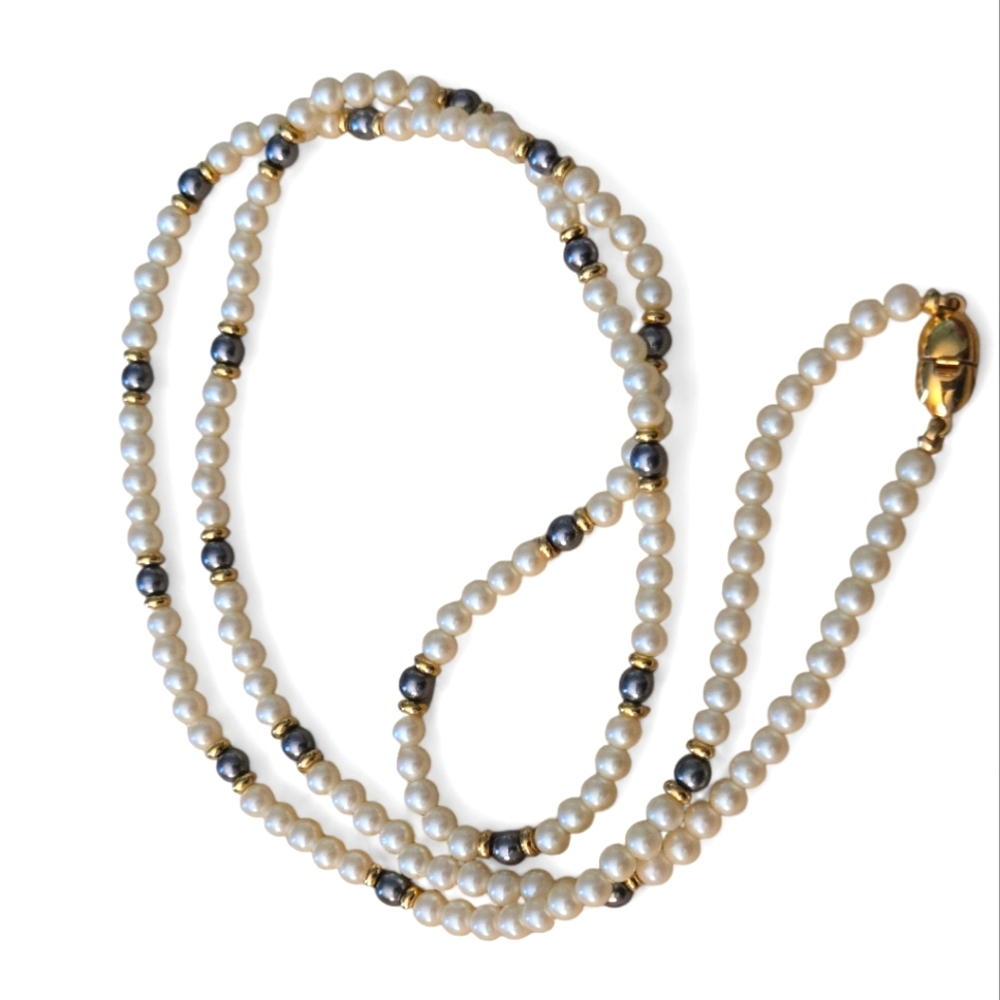 Monet Faux Pearl and Goldtone Necklace – Signed Monet Vintage